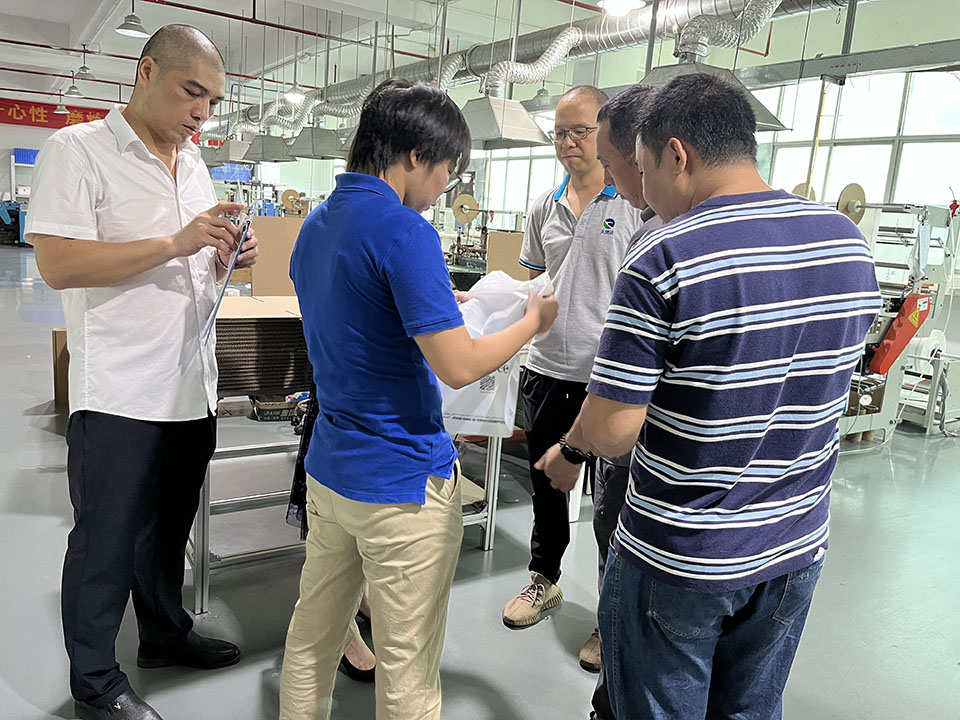 歡迎小米公司最后驗廠環(huán)節(jié)！(圖2)