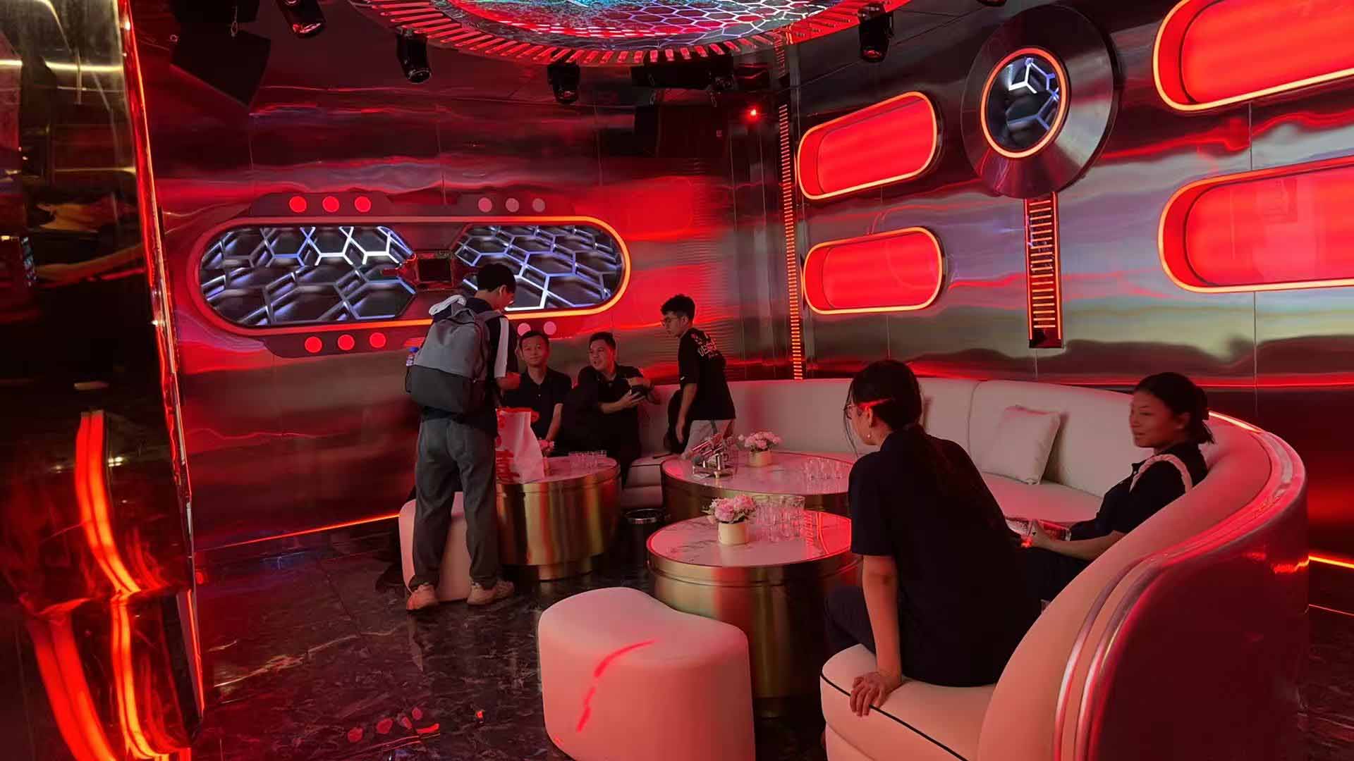 久信達科技公司員工齊聚光明區(qū)蠄蜍石，開啟活力爬山之旅暨團建活動(圖6)